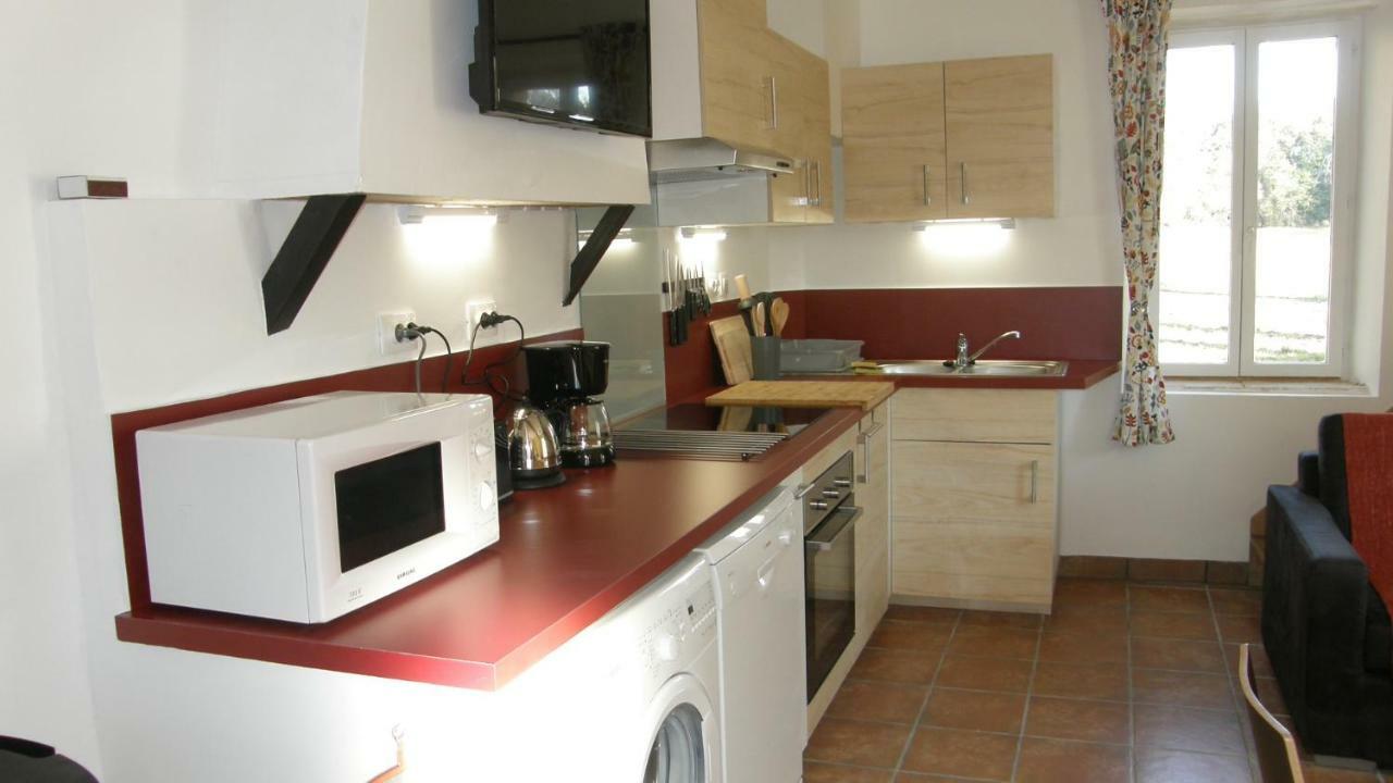Gite Du Gardien Saint-Martin-de-Crau Exterior foto