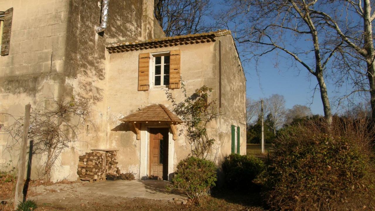 Gite Du Gardien Saint-Martin-de-Crau Exterior foto